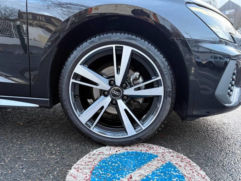 Audi A3 sportback 35 Tfsi Mild Hybrid 150 s tronic 7 s line