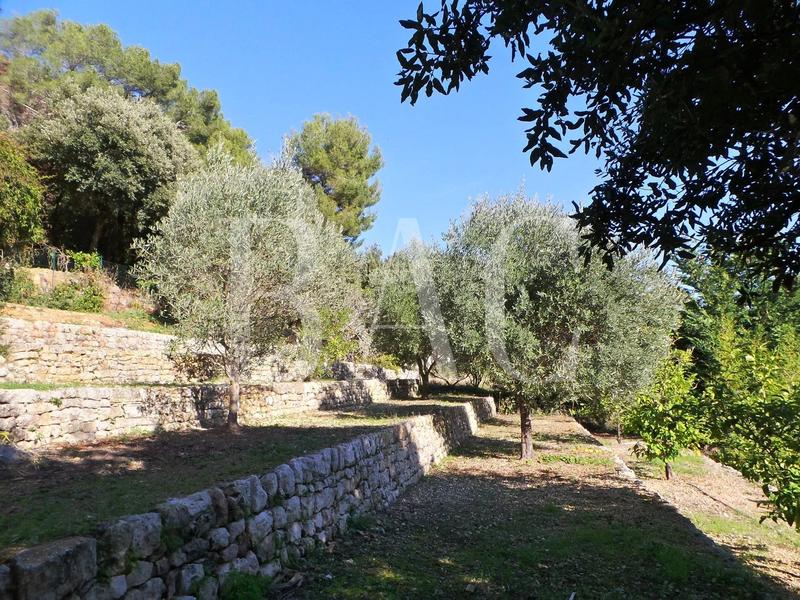 Villa - 330 m² - 8 pièces