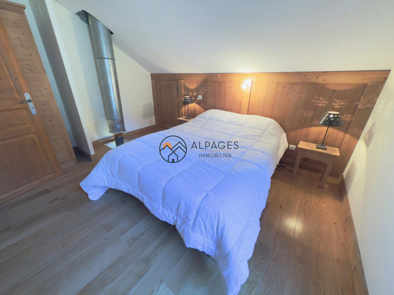 Duplex - 187 m² - 8 pièces