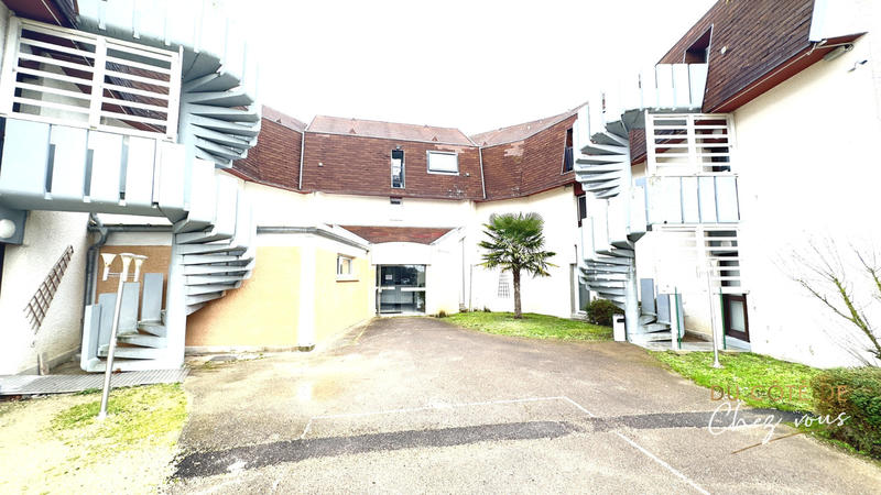 Appartement - 112 m² - 4 pièces