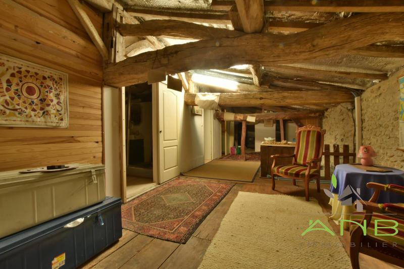 Maison - 254 m² - 10 pièces