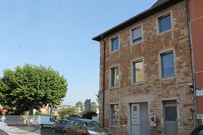 Appartement - 150 m² - 3 pièces