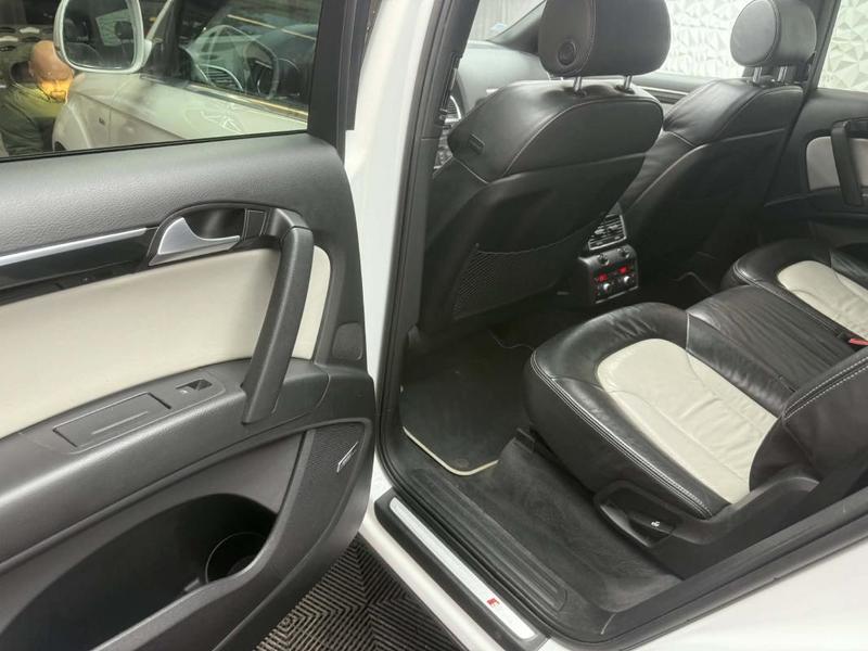 Audi Q7 3.0 TDi V6 24v 233 Cv. Quattro Tiptronic6