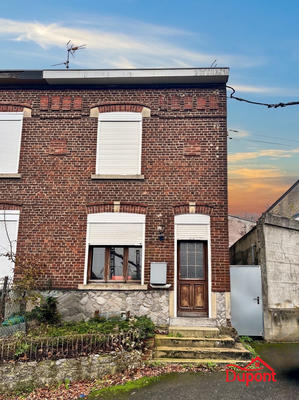 Maison - 1 m² - 5 pièces