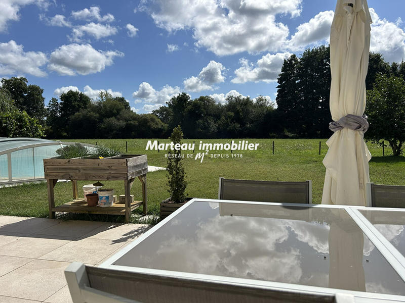 Maison - 213 m² - 6 pièces