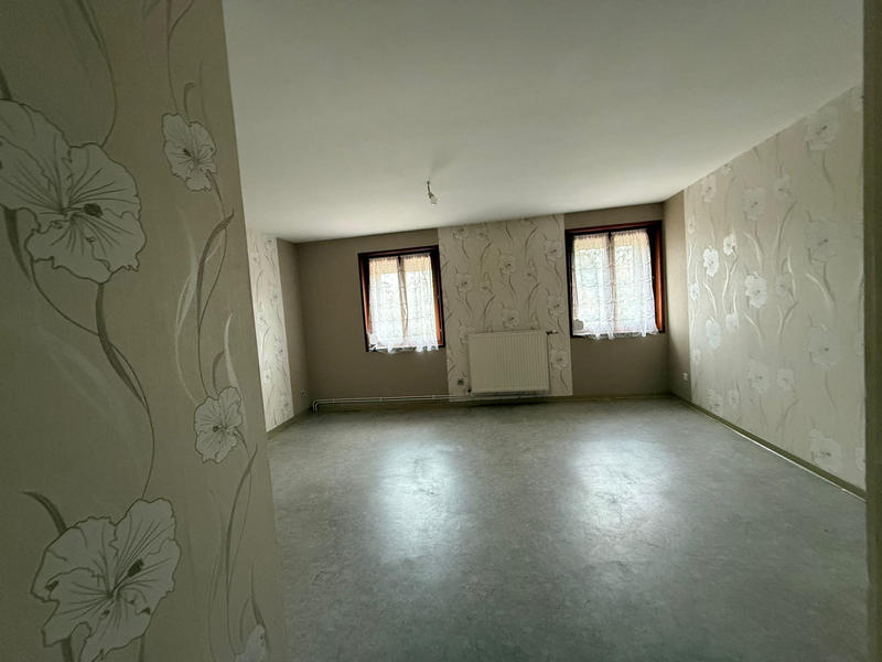 Maison - 95 m² - 6 pièces