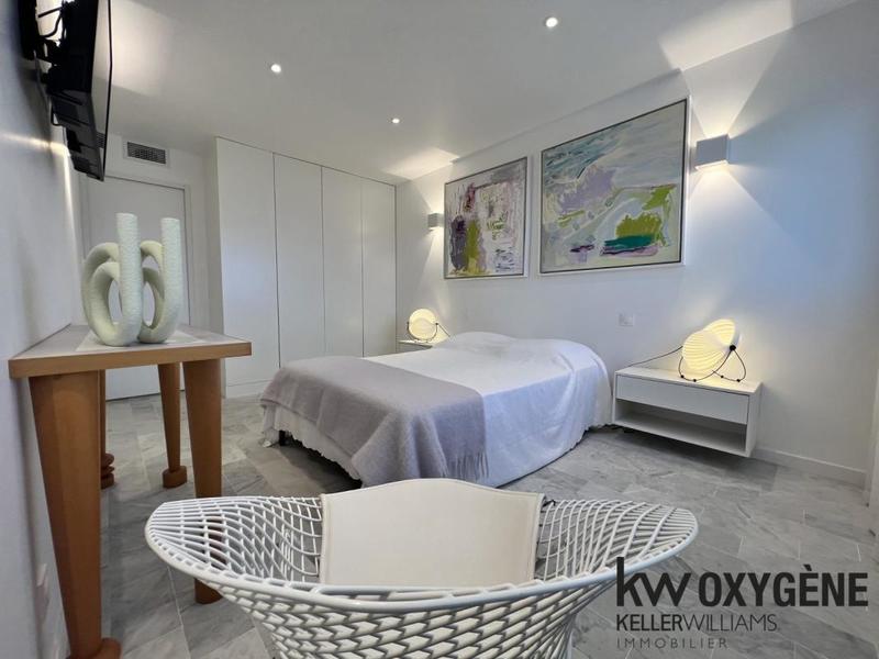 Appartement - 85 m² - 3 pièces