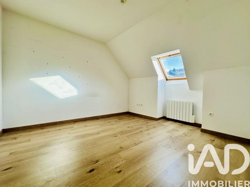 Maison - 98 m² - 4 pièces