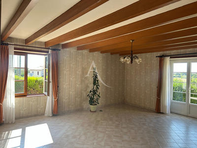 Maison - 111 m² - 4 pièces