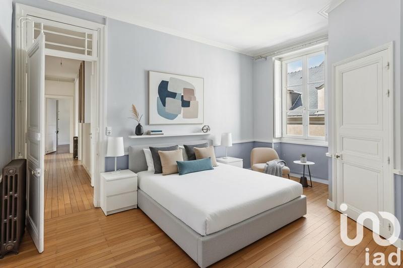 Appartement - 140 m² - 5 pièces