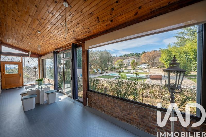 Maison - 170 m² - 5 pièces