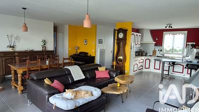 Maison - 108 m² - 6 pièces