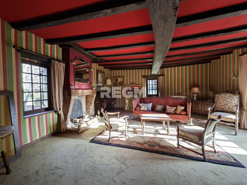 Maison - 190 m² - 6 pièces