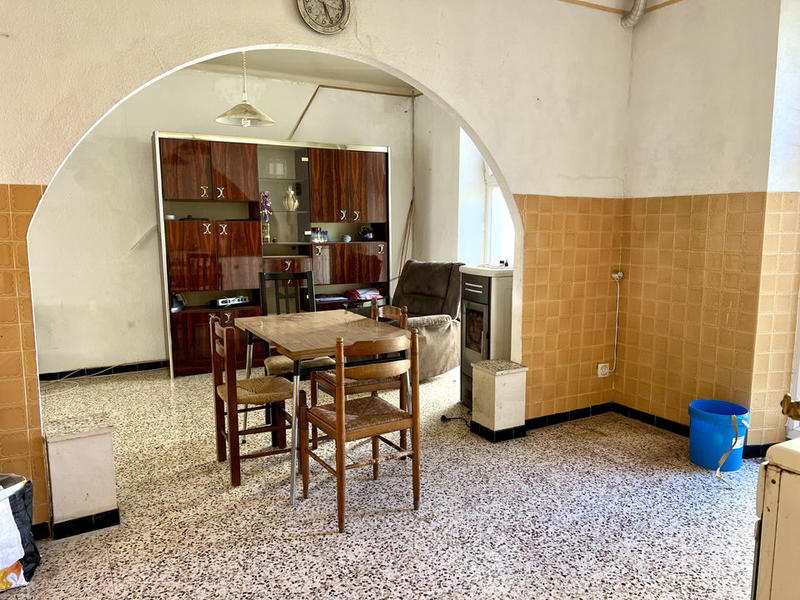 Maison - 250 m² - 5 pièces