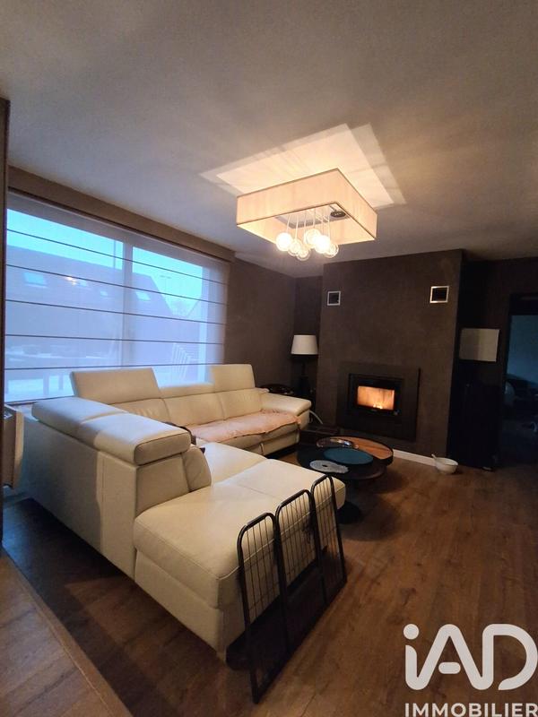 Maison - 210 m² - 6 pièces