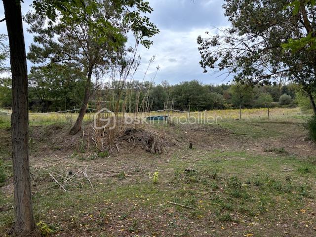 Terrain de loisirs - 1 853 m²