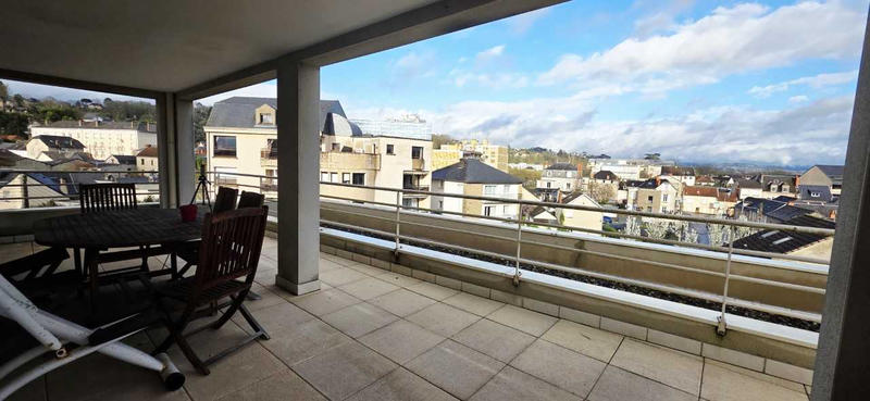 Appartement - 135 m² - 5 pièces