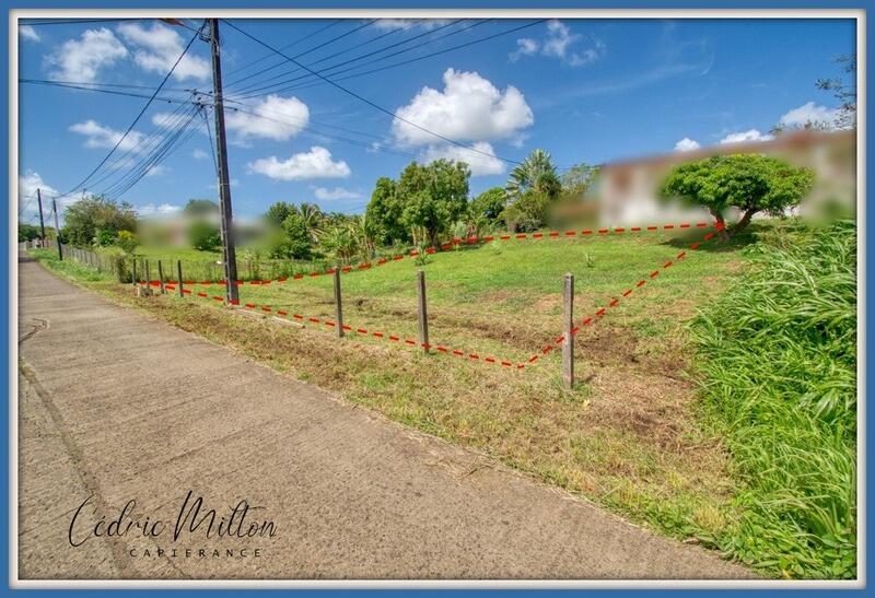 Terrain constructible - 774 m²