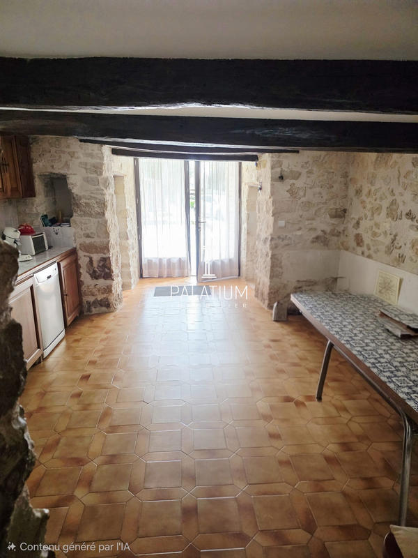 Maison - 260 m² - 10 pièces