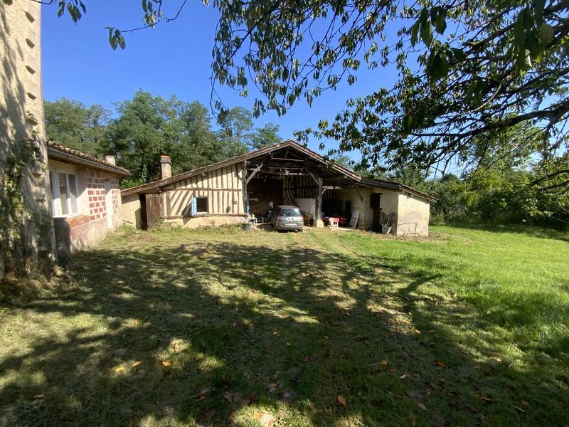 Maison - 350 m² - 15 pièces