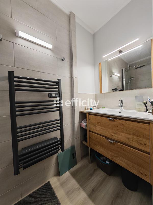 Appartement - 100 m² - 5 pièces