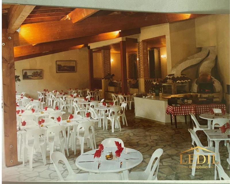 Appartement - 430 m² - 6 pièces