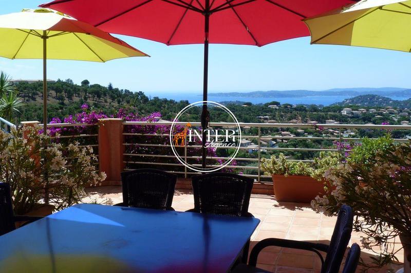 Villa - 270 m² - 6 pièces