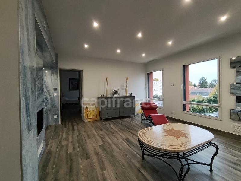 Maison d'architecte - 376 m² - 11 pièces