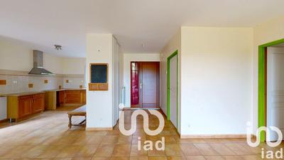 Maison - 121 m² - 4 pièces