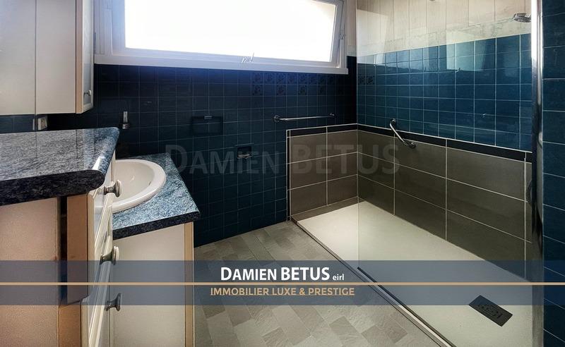 Maison - 171 m² - 6 pièces