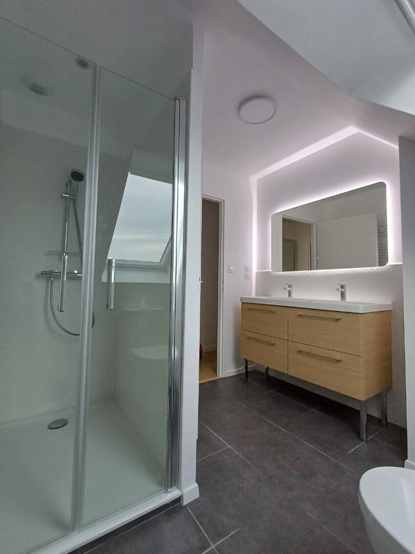 Maison - 110 m² - 6 pièces