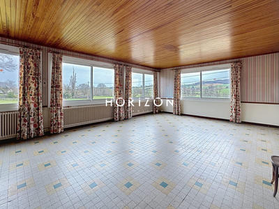 Maison ancienne - 240 m² - 10 pièces