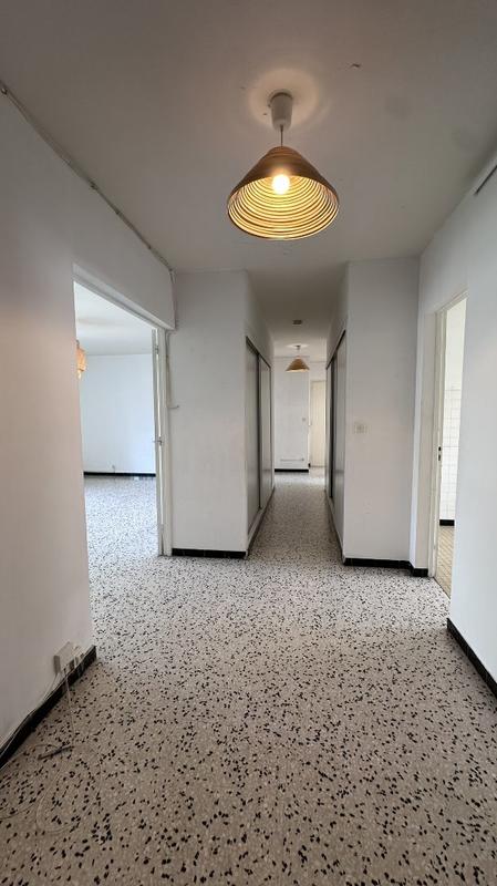 Appartement - 82 m² - 4 pièces