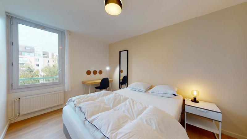 Appartement - 125 m² - 6 pièces