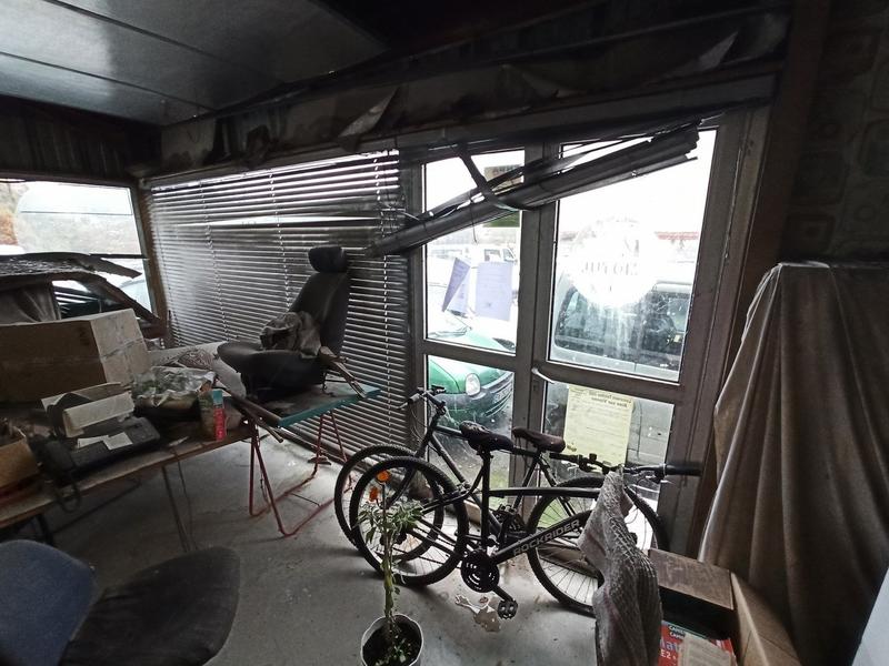 Local commercial - 615 m²