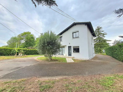 Maison - 170 m² - 5 pièces
