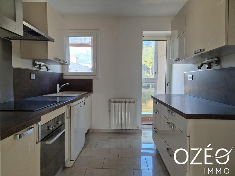 Appartement - 72 m² - 4 pièces