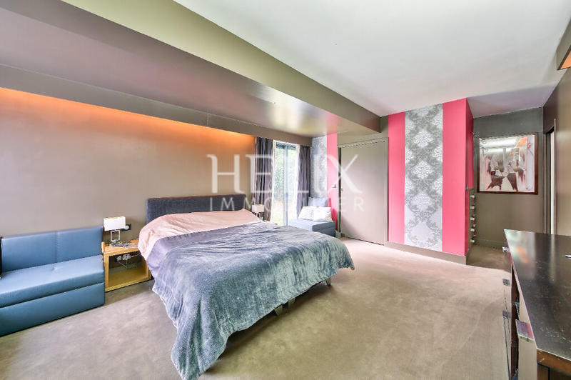 Maison - 190 m² - 8 pièces