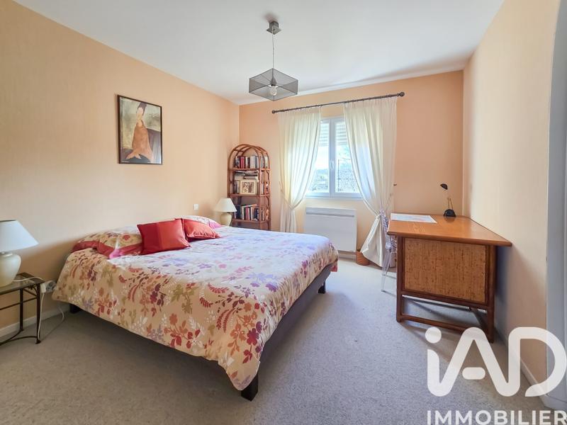 Maison - 204 m² - 7 pièces