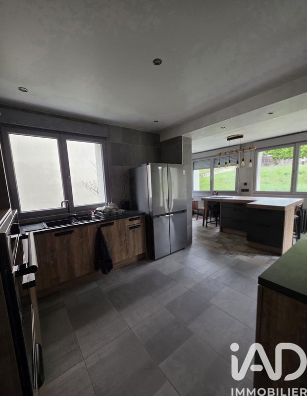 Maison - 139 m² - 5 pièces