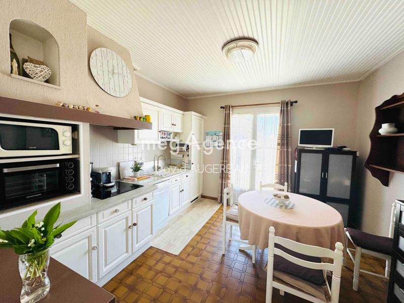 Maison traditionnelle - 102 m² - 5 pièces