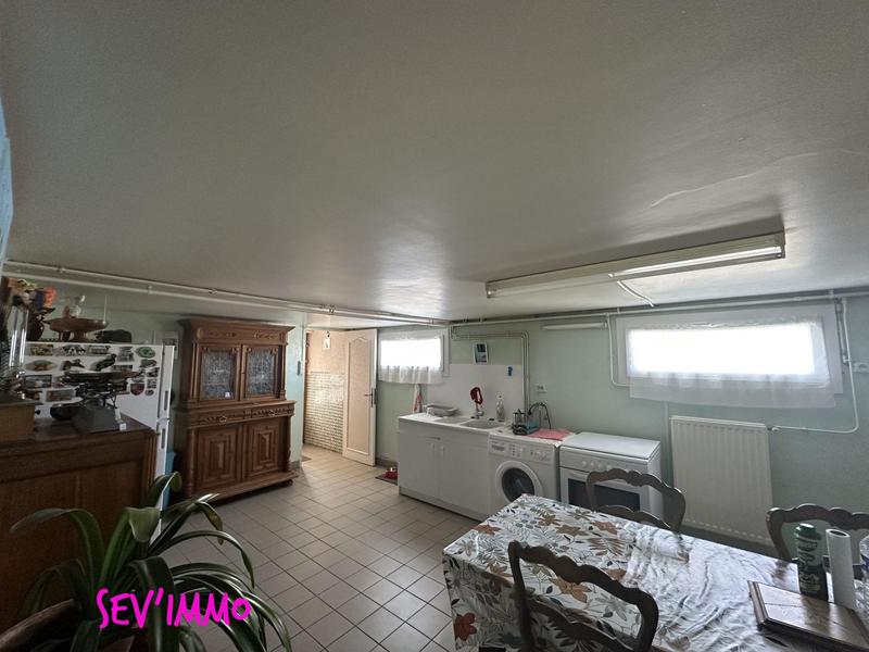 Maison - 97 m² - 5 pièces