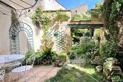 Demeure - 106 m² - 5 pièces