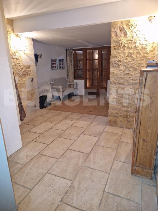 Maison en pierre - 200 m² - 8 pièces
