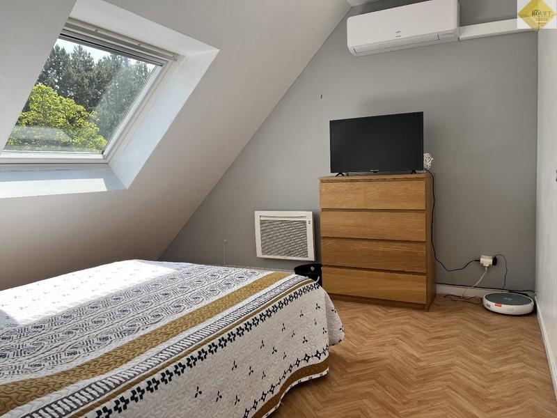 Maison - 121 m² - 8 pièces