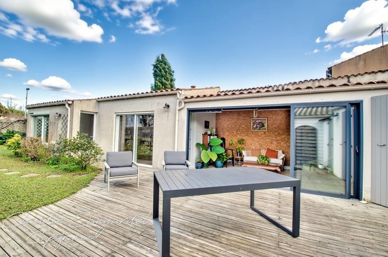 Maison - 182 m² - 6 pièces