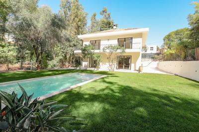 Villa - 182 m² - 5 pièces