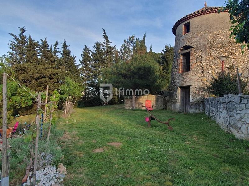 Moulin - 380 m² - 12 pièces