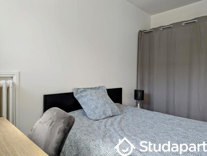 Chambre - 10 m² - 1 pièce