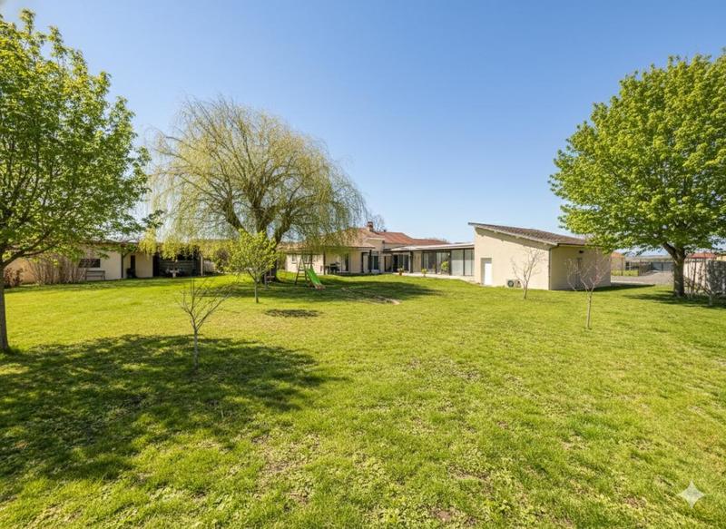 Maison - 175 m² - 6 pièces